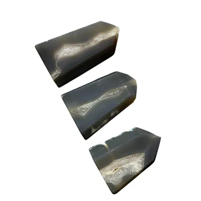 Lemuria Store Grey Agate Points