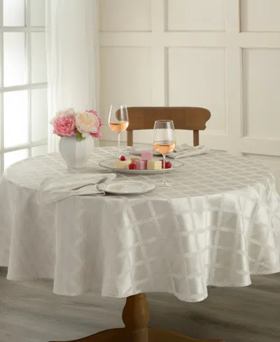 Lenox Laurel Leaf 70" Round Tablecloth In Platinum