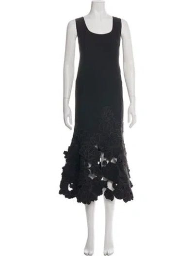 Pre-owned Leo Lin Floral Print Midi Length Dress In Black