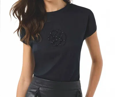 Leo Ugo Petra Center Rose Tee In Black