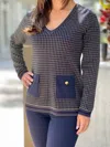 Leo Ugo V Neck Box Print Faux In Navy Gold In Blue