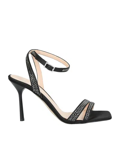 Leonie Hanne High Heels