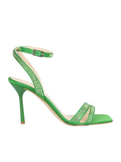 Leonie Hanne High Heels