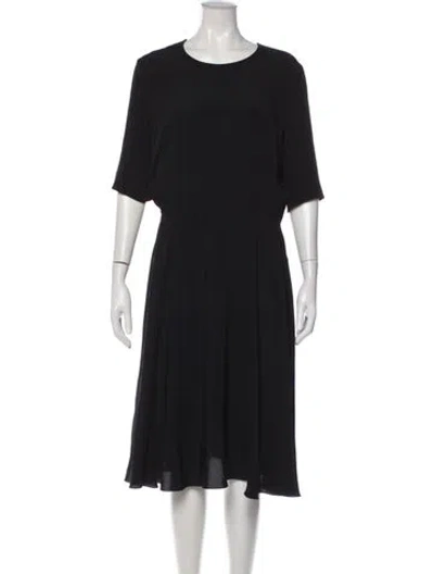 Pre-owned Les Copains Crew Neck Midi Length Dress In Black