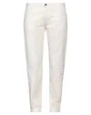 Les Copains Pants In White