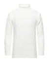 Les Copains Turtlenecks In White