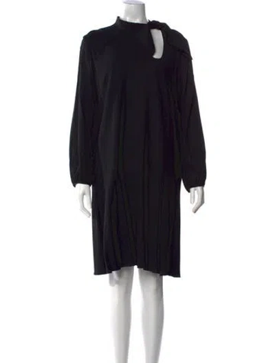 Pre-owned Les Copains Mock Neck Knee-length Dress In Black
