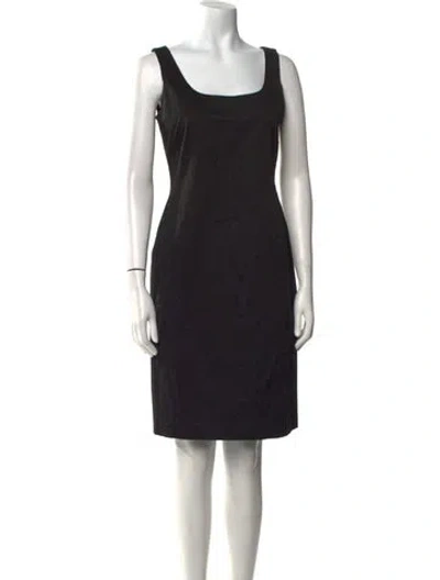 Pre-owned Les Copains Scoop Neck Knee-length Dress In Black