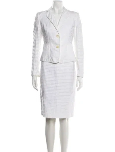 Pre-owned Les Copains Skirt Suit In White