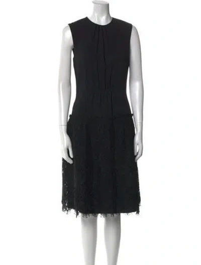 Pre-owned Les Copains Virgin Wool Knee-length Dress In Black