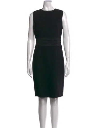 Pre-owned Les Copains Virgin Wool Knee-length Dress In Black