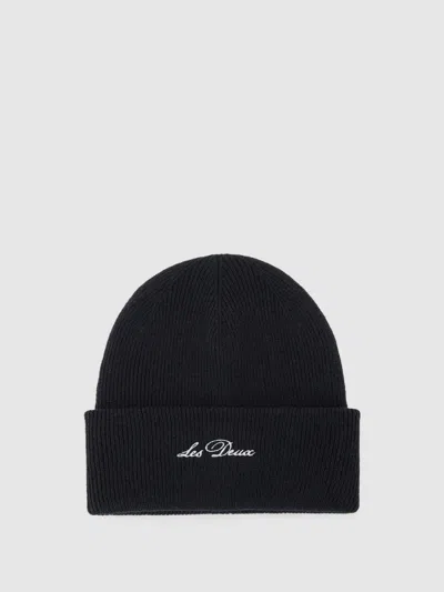 Les Deux Dark Navy Wayne Embroidered Beanie In Black