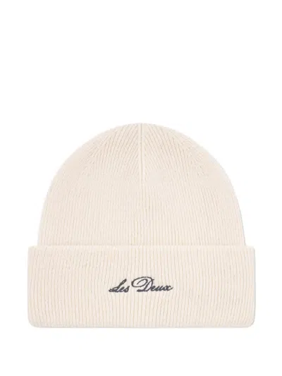 Les Deux Embroidered-logo Beanie Hat In White