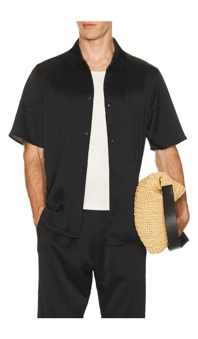 Les Deux Hector Plisse Shirt In Black