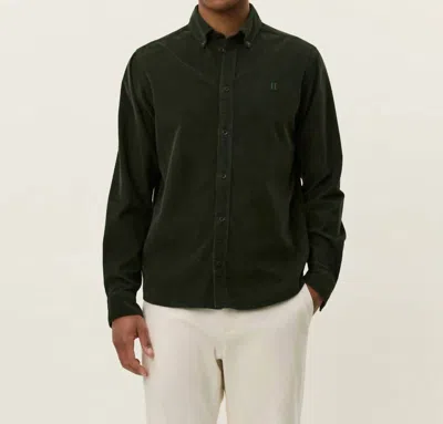 Les Deux Konrad Pinwale Corduroy Shirt In Duffle Bag Green In Black