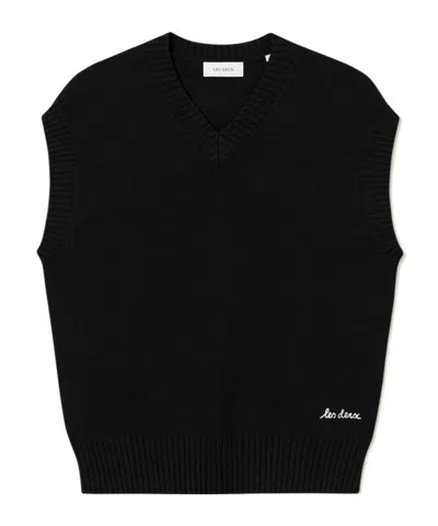 Les Deux V-neck Sweater In Black