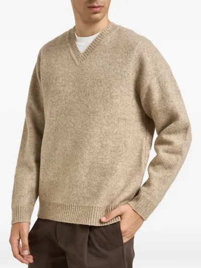 Les Deux V-neck Long-sleeve Sweater In Neutral