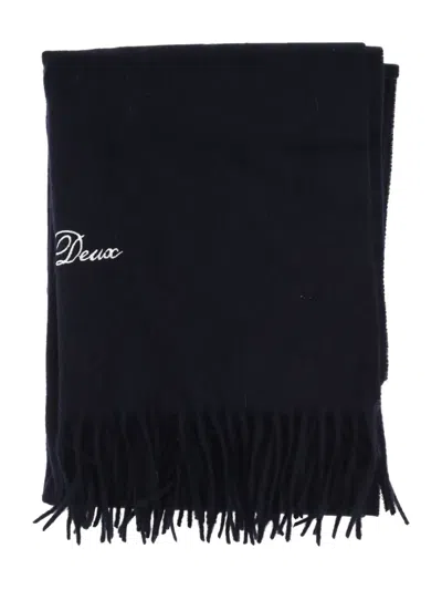 Les Deux Whitaker Fringed Scarf In Black
