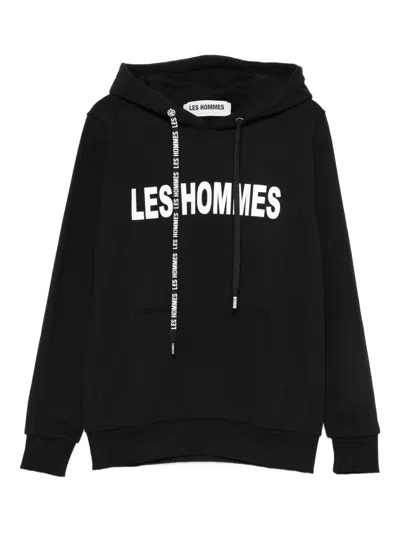 Les Hommes Urban Logo-detail Hoodie In Black