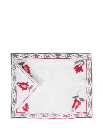 Les-ottomans Floral-embroidered Placemat And Napkin Set In White