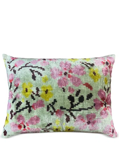 Les-ottomans Flowers Velvet Cushion (50cm X 40cm) In Grün