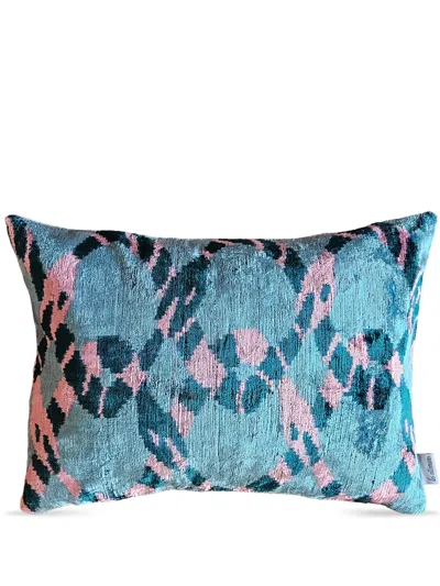 Les-ottomans Geometric-pattern Print Velvet Cushion In Blue