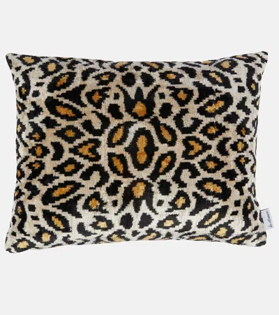 Les-ottomans Silk And Cotton Velvet Cushion