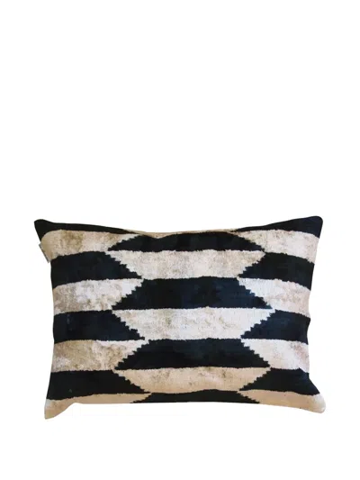 Les-ottomans Striped Geometric-pattern Cushion (40cm X 50cm) In Multi
