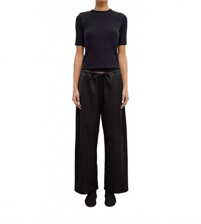 Leset Barb Crop Drawstring Pants In Black