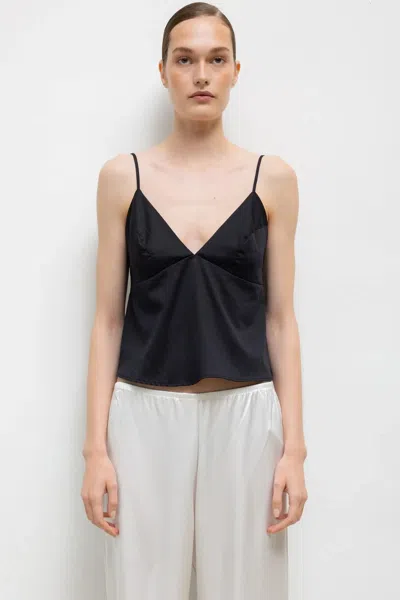 Leset Pre-order: Yoko Triangle Tank In Black