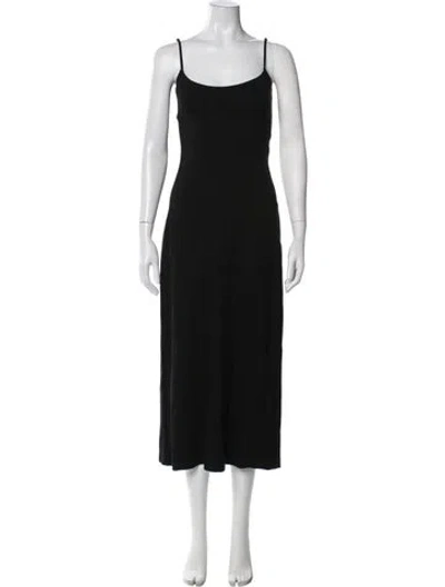 Pre-owned Leset Scoop Neck Midi Length Dress In Black