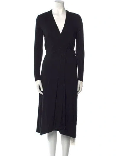 Pre-owned Leset V-neck Knee-length Dress In Black
