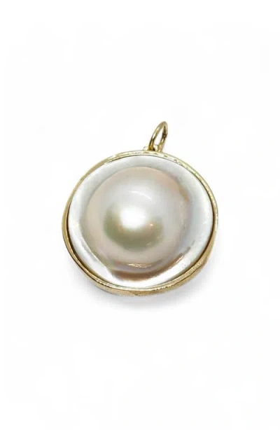 Leslie Paige Mabe Cultured Pearl Charm In Gold