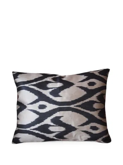 Les-ottomans Ikat-print Cushion In Neutral