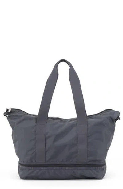 Lesportsac Dakota Med Dlx Duffel In Gray Shadow