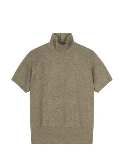 Less Raglan-sleeve Short-sleeve Sweater In Neutrals
