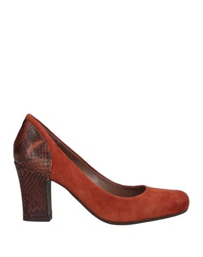 Les:venues Woman Pumps Brick Size 8 Leather In Red