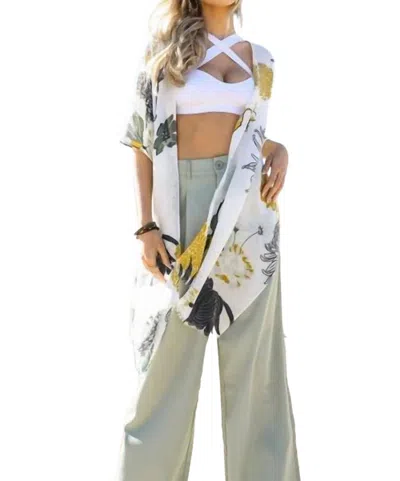 Leto Floral Motif Boho Festival Cover Up Kimono In White In Red