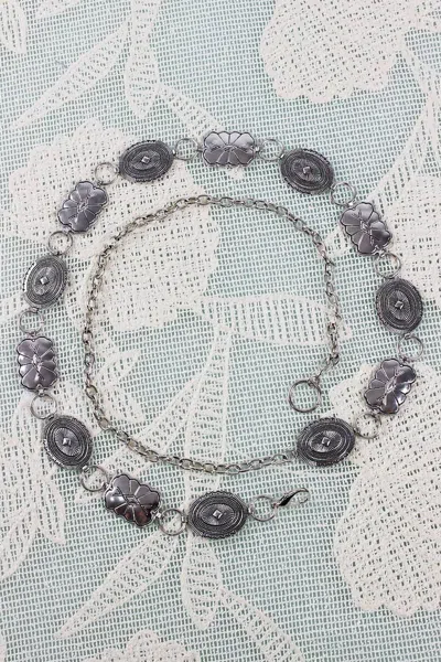 Leto Women's Geometric Western Chain Belt In Antique Silver