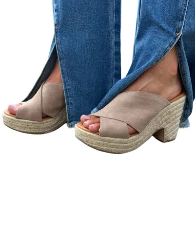 Let's See Style She's Stronger Platform Wedge Sandals In Taupe In Grey