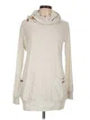 Levaca Pullover Sweater In Metallic