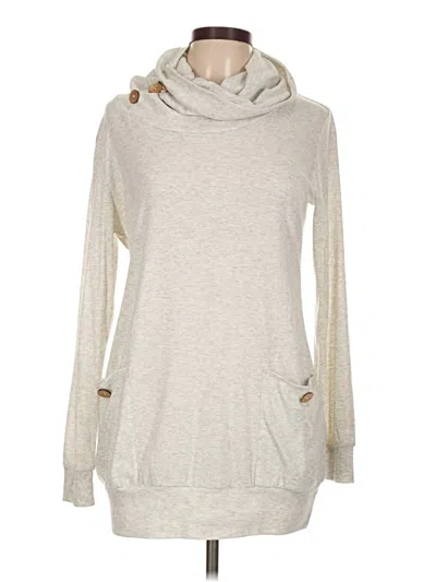 Levaca Pullover Sweater In Metallic