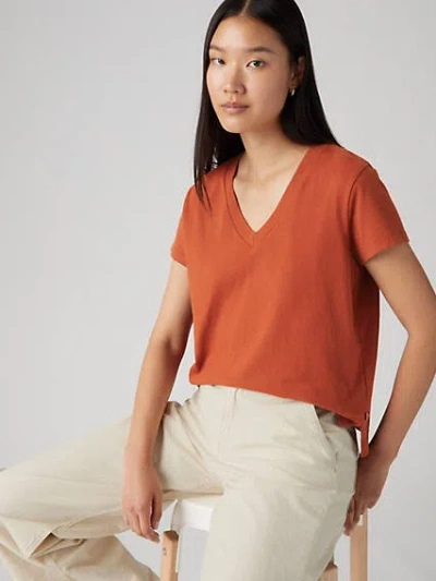 Levi's Boxy V-neck T-shirt In Picante