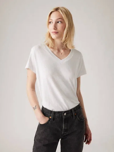 Levi's Boxy V-neck T-shirt In White Triblend