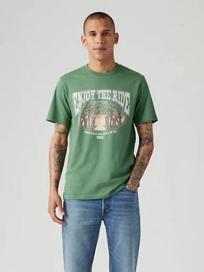 Levi's Classic Graphic T-shirt In Enjoy The Ride Myrtle