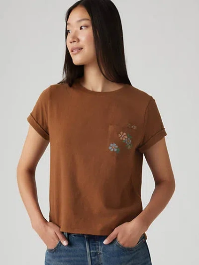 Levi's Graphic Margot T-shirt In Cross Stich Pocket