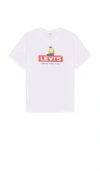 Levi's Short Sleeve Relaxed Fit Tee In Cowboy Boxtab White