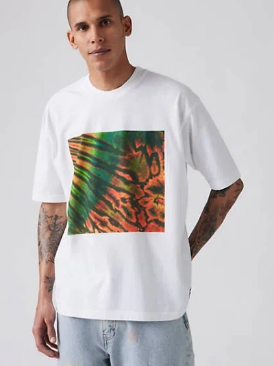 Levi's Skateboarding Graphic Boxy T-shirt In Earth Dye White Tie
