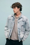 LEVI'S TYPE I TRUCKER JACKET IN LIGHT INDIGO WORN IN, MEN'S AT URBAN OUTFITTERS