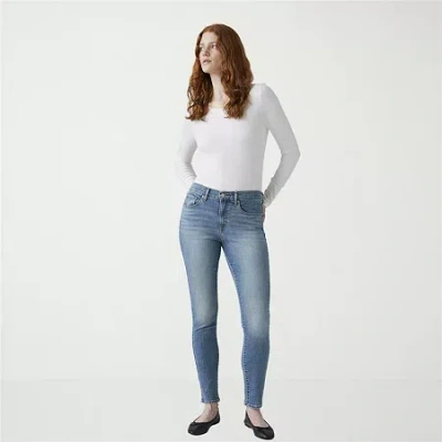 Levi 's Women's Classic Skinny Jean In Blue